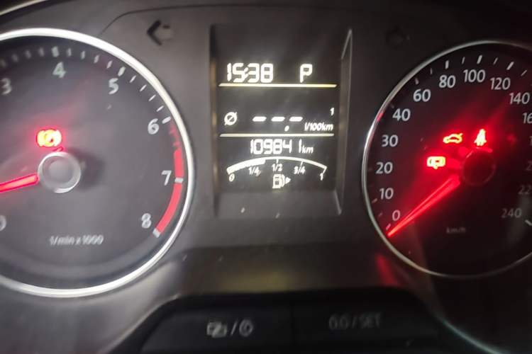 Used Volkswagen Polo 2014 1.6L Automatic Comfort Edition Odometer Close Up