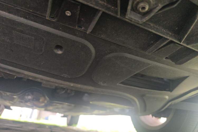 Used Volkswagen Polo 2014 1.6L Cross Polo Automatic Chassis Front