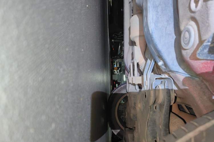 Used Volkswagen Polo 2014 1.6L Automatic Comfort Edition Chassis Front Right
