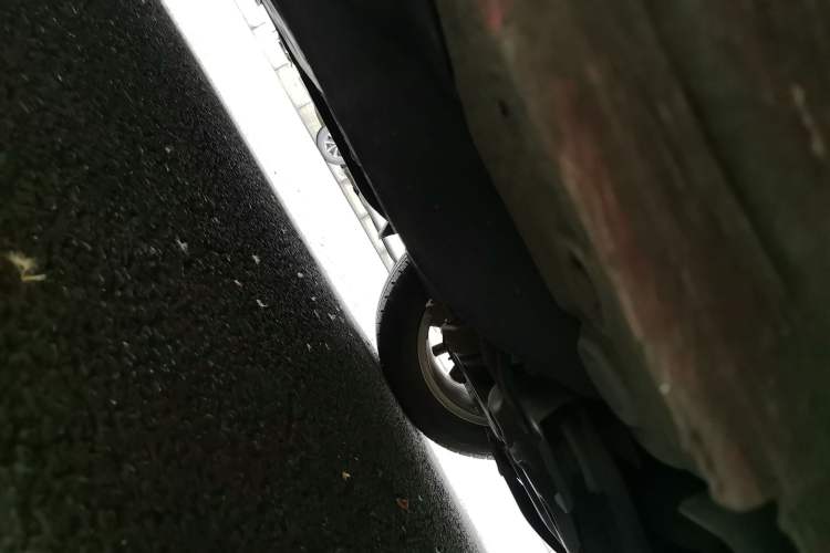 Used Volkswagen Polo 2014 1.6L Automatic Comfort Edition Chassis Front Right