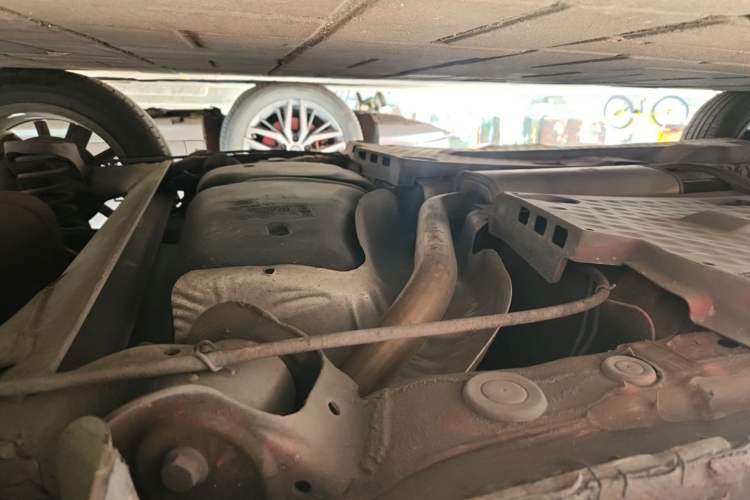Used Volkswagen Polo 2014 1.6L Manual Comfort Edition Chassis Rear Left