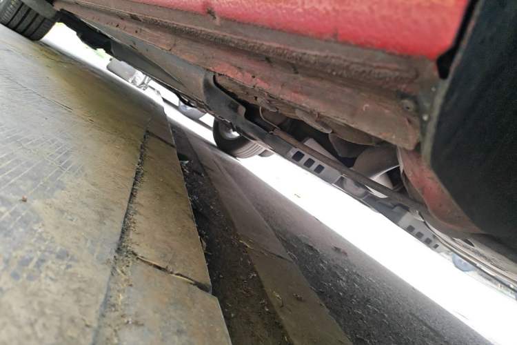 Used Volkswagen Polo 2014 1.6L Manual Comfort Edition Chassis Rear Left