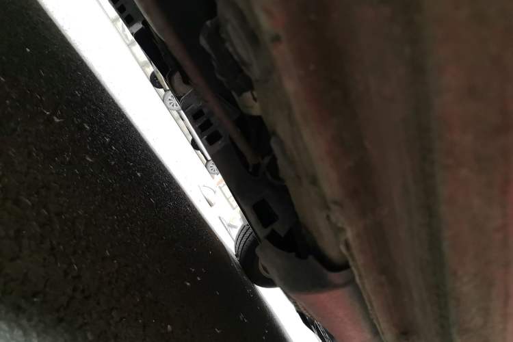 Used Volkswagen Polo 2014 1.6L Automatic Comfort Edition Chassis Rear Right