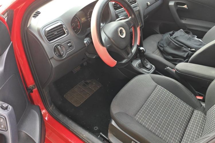 Used Volkswagen Polo 2014 1.4L Automatic Comfort Edition Driver Seat