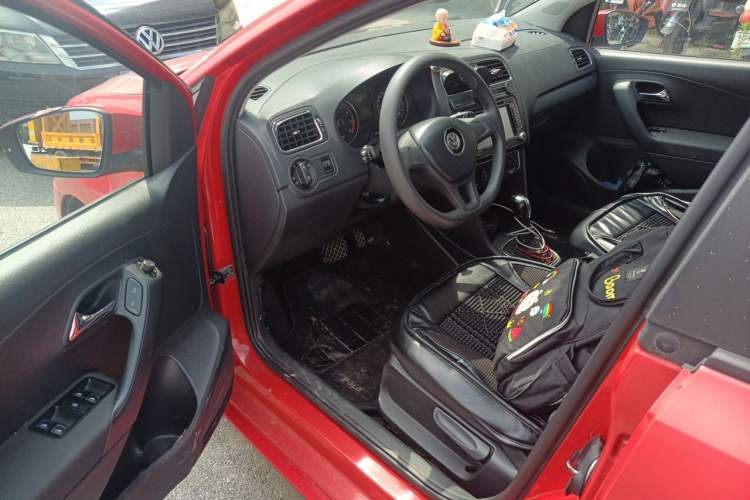 Used Volkswagen Polo 2014 1.6L Automatic Comfort Edition Driver Seat