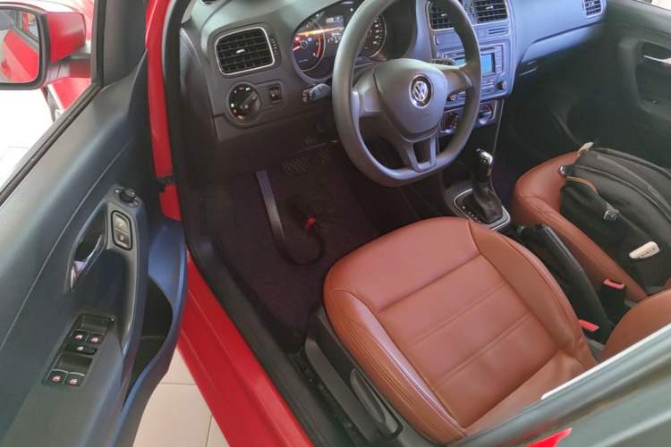 Used Volkswagen Polo 2014 1.6L Automatic Comfort Edition Driver Seat