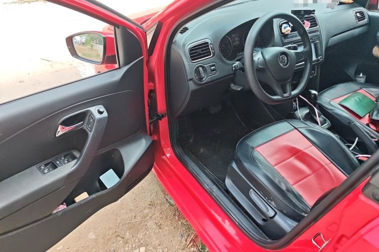 Used Volkswagen Polo 2014 1.4L Automatic Comfort Edition Driver Seat