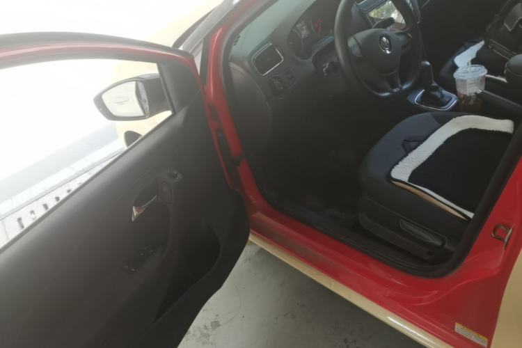 Used Volkswagen Polo 2014 1.4L Automatic Comfort Edition Driver Seat
