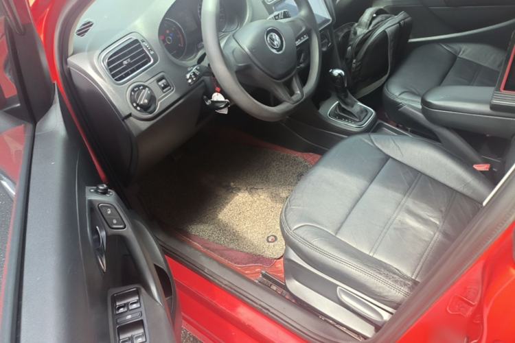 Used Volkswagen Polo 2014 1.6L Automatic Comfort Edition Driver Seat