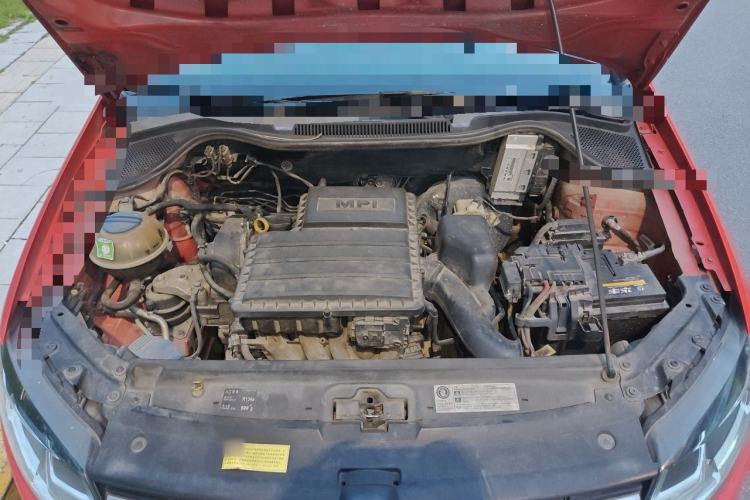 Used Volkswagen Polo 2014 1.6L Automatic Luxury Edition Engine Bay