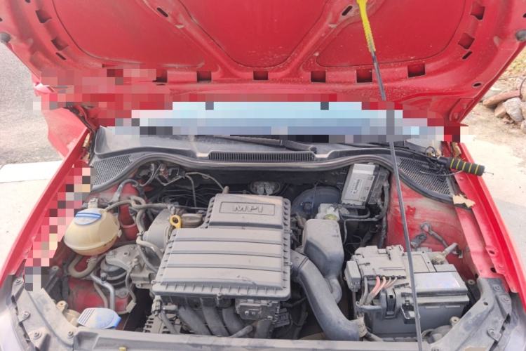 Used Volkswagen Polo 2014 1.4L Manual Fashion Edition Engine Bay