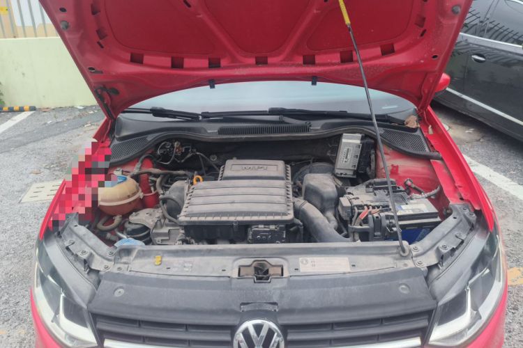 Used Volkswagen Polo 2014 1.6L Automatic Comfort Edition Engine Bay