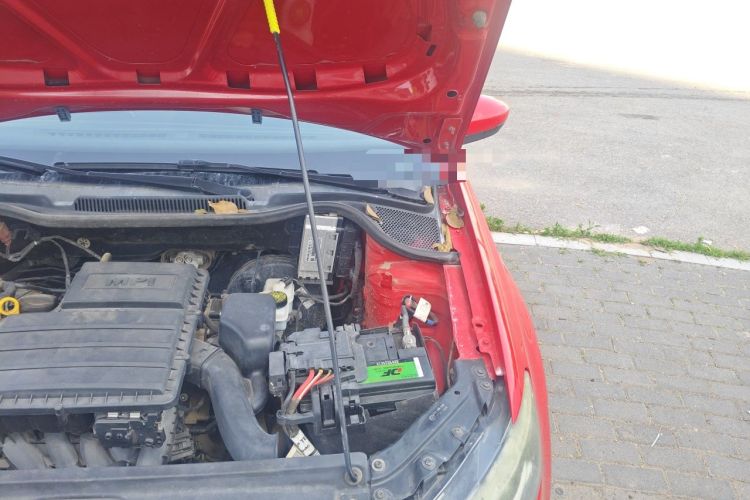 Used Volkswagen Polo 2014 1.4L Manual Fashion Edition Engine Bay Left