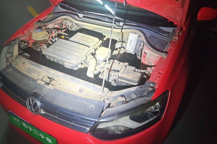 Used Volkswagen Polo 2014 1.4L Manual Fashion Edition Engine Bay Left