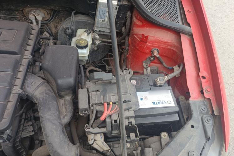 Used Volkswagen Polo 2014 1.4L Manual Fashion Edition Engine Bay Left