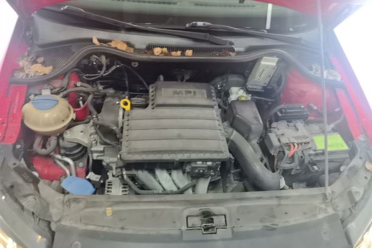 Used Volkswagen Polo 2014 1.6L Automatic Comfort Edition Engine Bay