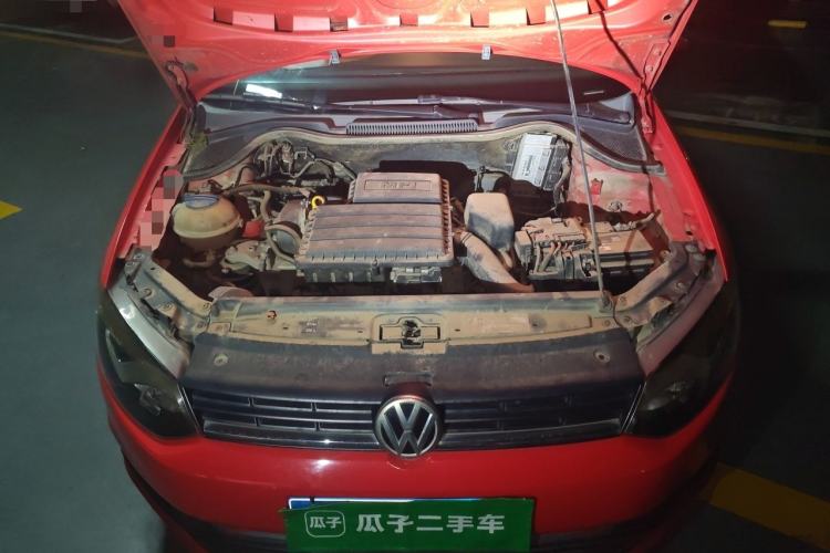 Used Volkswagen Polo 2014 1.4L Manual Fashion Edition Engine Bay