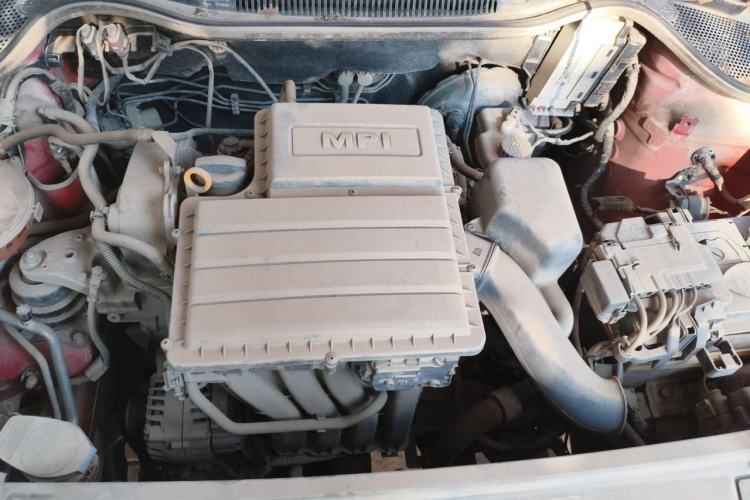 Used Volkswagen Polo 2014 1.4L Manual Fashion Edition Engine Bay