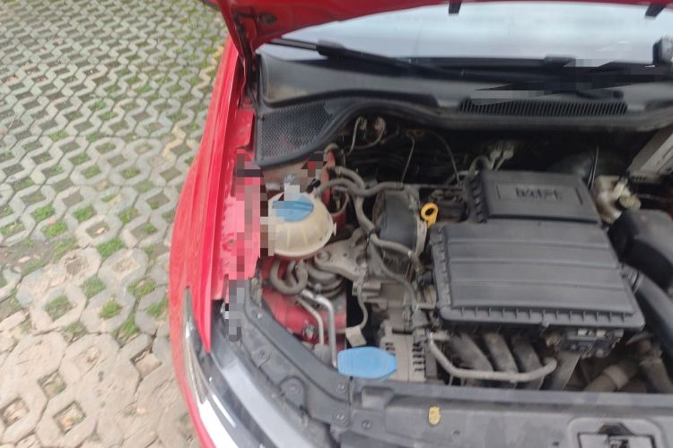 Used Volkswagen Polo 2014 1.4L Automatic Comfort Edition Engine Bay Right