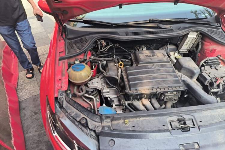 Used Volkswagen Polo 2014 1.6L Automatic 30th Anniversary Edition Engine Bay Right