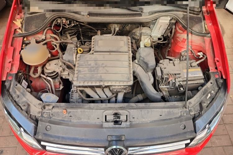 Used Volkswagen Polo 2014 1.6L Manual Comfort Edition Engine Bay