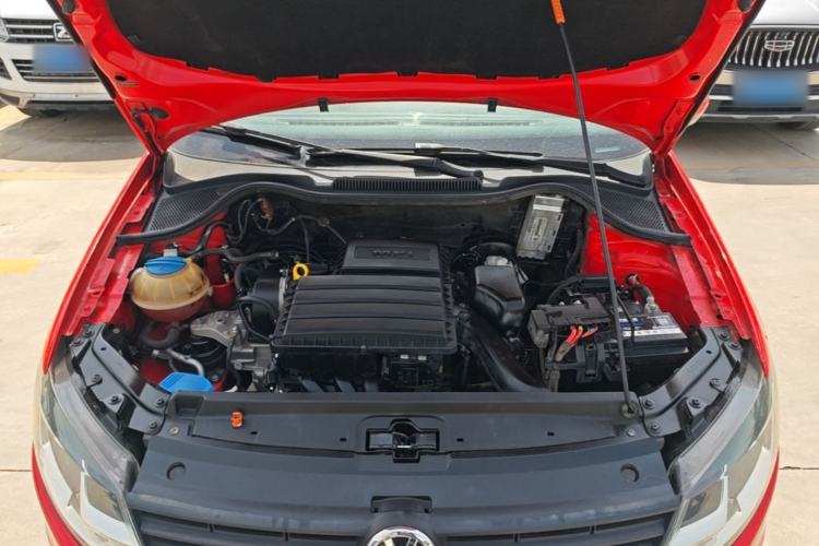 Used Volkswagen Polo 2014 1.6L Automatic Comfort Edition Engine Bay