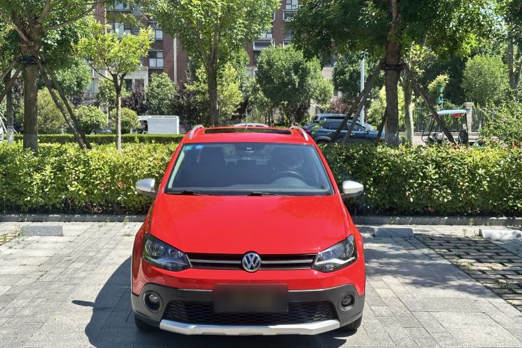 Used Volkswagen Polo 2014 1.6L Cross Polo Automatic Exterior 1