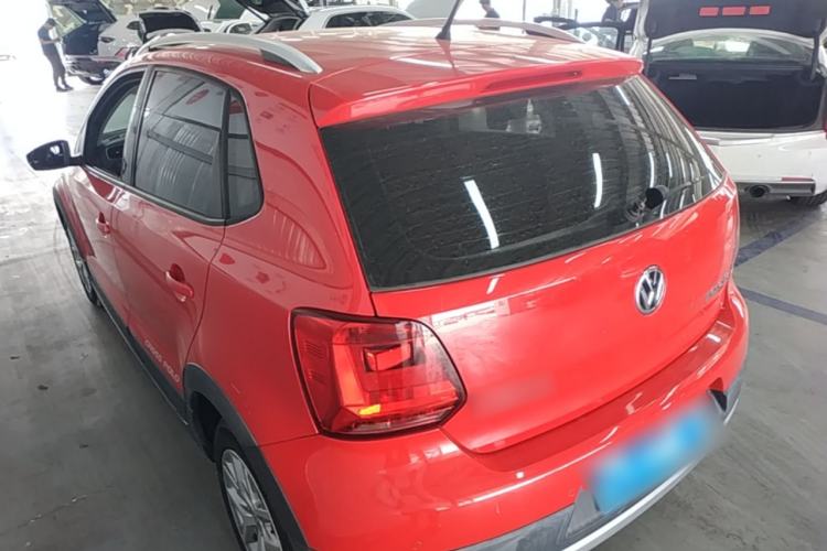 Used Volkswagen Polo 2014 1.6L Cross Polo Automatic Exterior 2