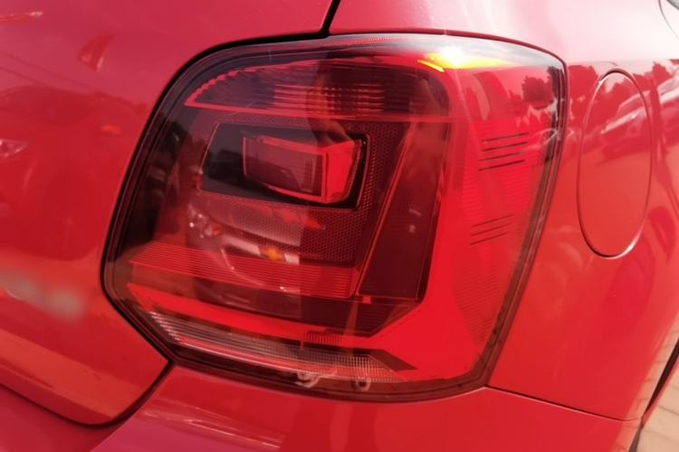 Used Volkswagen Polo 2014 1.4L Manual Fashion Edition Exterior 3
