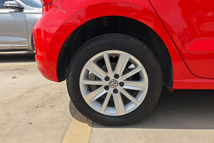 Used Volkswagen Polo 2014 1.6L Automatic Comfort Edition Exterior 5