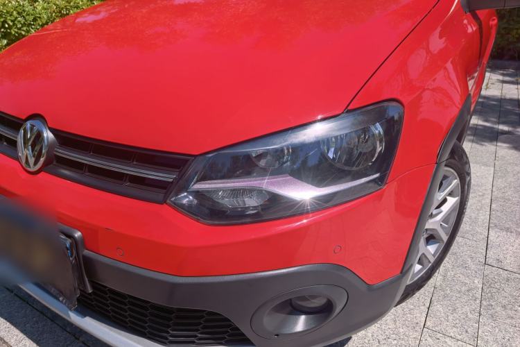 Used Volkswagen Polo 2014 1.6L Cross Polo Automatic Exterior 6