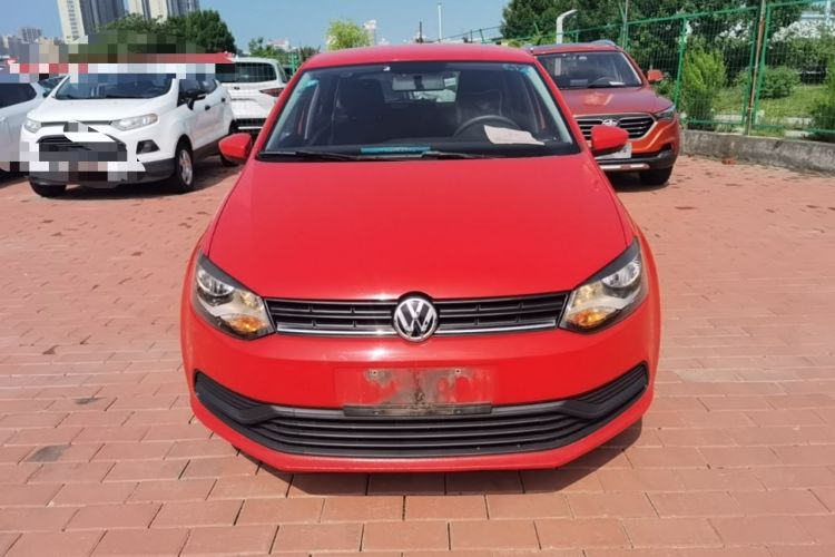 Used Volkswagen Polo 2014 1.4L Manual Fashion Edition Front
