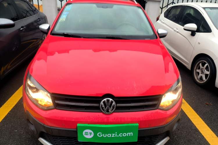 Used Volkswagen Polo 2014 1.6L Cross Polo Automatic Front