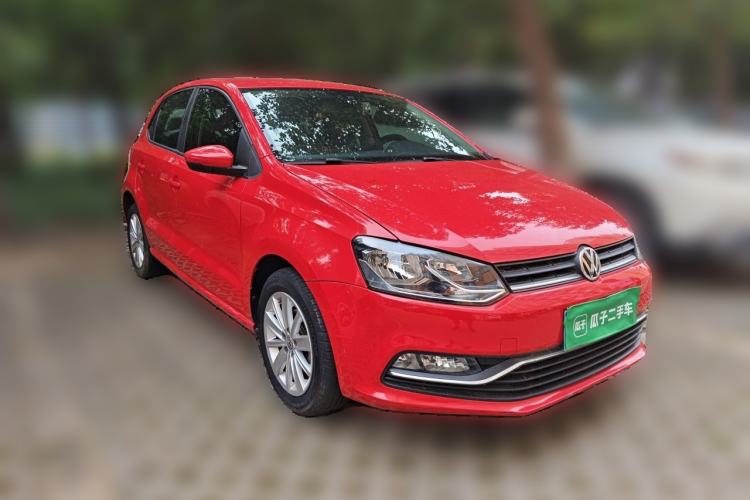 Used Volkswagen Polo 2014 1.4L Automatic Comfort Edition Front Right 45 Deg