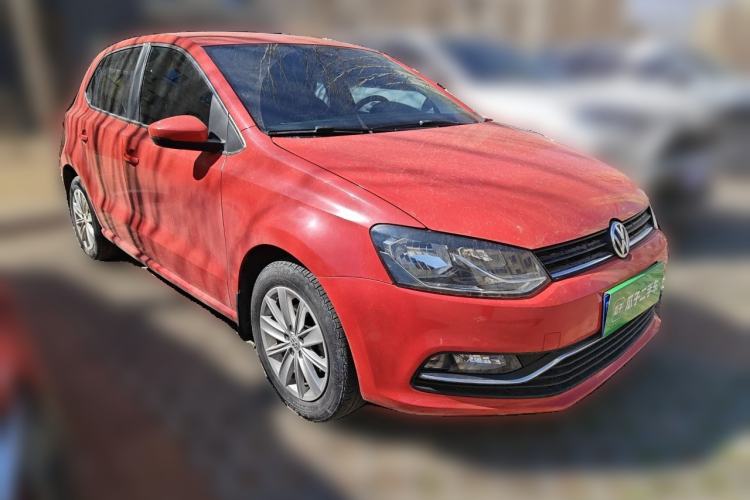 Used Volkswagen Polo 2014 1.6L Automatic Comfort Edition Front Right 45 Deg