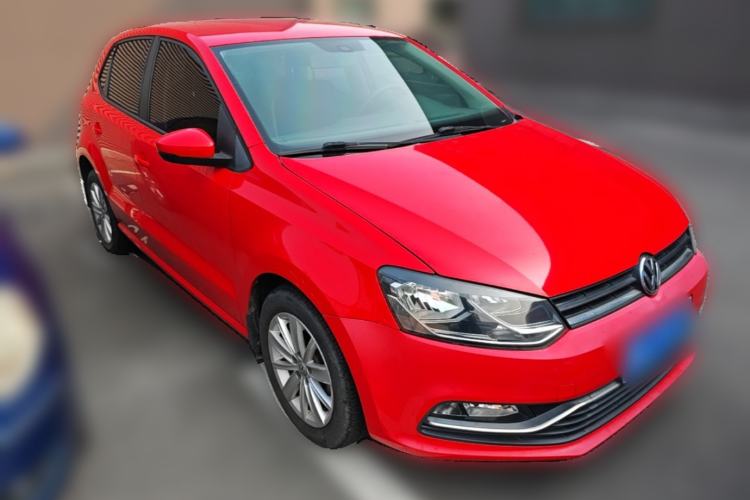 Used Volkswagen Polo 2014 1.4L Automatic Comfort Edition Front Right 45 Deg