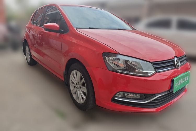 Used Volkswagen Polo 2014 1.4L Automatic Comfort Edition Front Right 45 Deg
