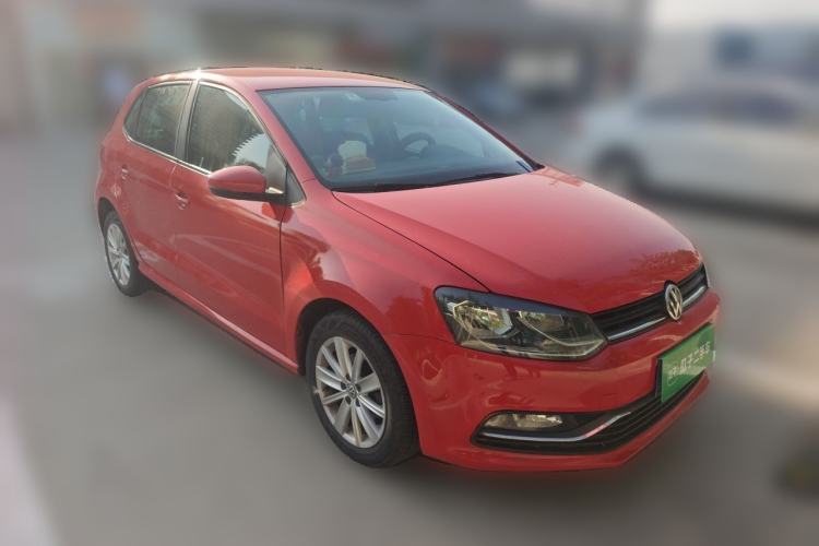 Used Volkswagen Polo 2014 1.4L Manual Comfort Edition Front Right 45 Deg