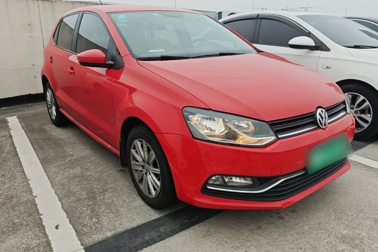 Used Volkswagen Polo 2014 1.6L Automatic Comfort Edition Front Right 45 Deg