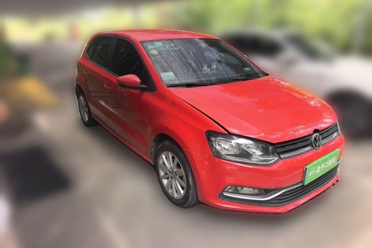 Used Volkswagen Polo 2014 1.4L Automatic Comfort Edition Front Right 45 Deg