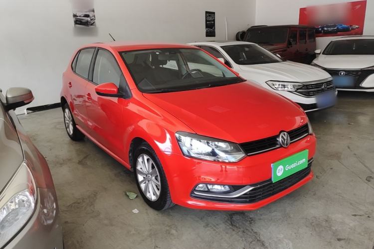 Used Volkswagen Polo 2014 1.6L Manual Comfort Edition Front Right 45 Deg