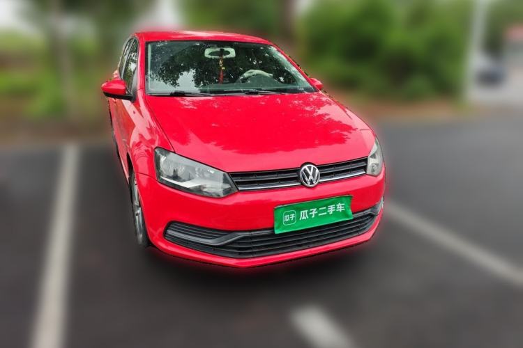 Used Volkswagen Polo 2014 1.4L Manual Fashion Edition Front Right 45 Deg