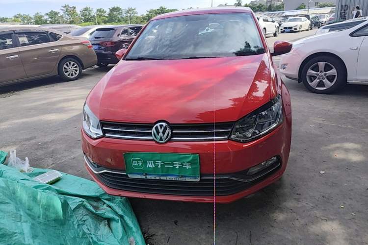 Used Volkswagen Polo 2014 1.6L Automatic Luxury Edition Front