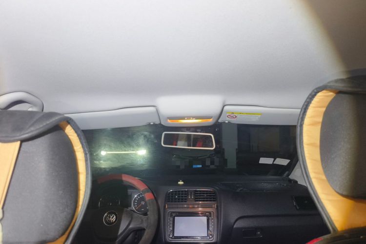Used Volkswagen Polo 2014 1.4L Automatic Comfort Edition Headliner