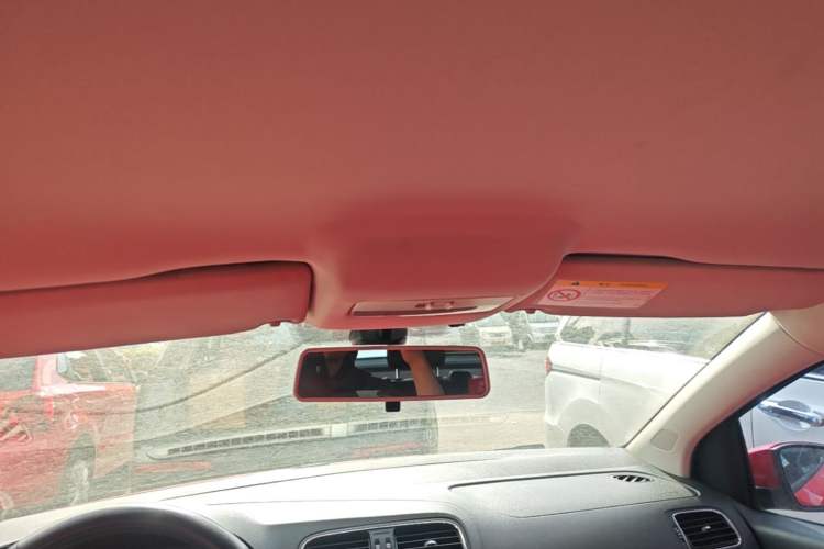 Used Volkswagen Polo 2014 1.6L Automatic Comfort Edition Headliner