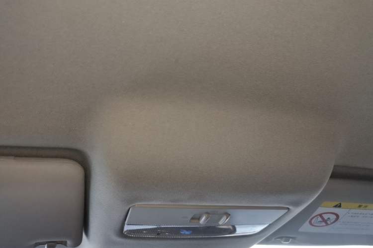 Used Volkswagen Polo 2014 1.6L Automatic Comfort Edition Headliner