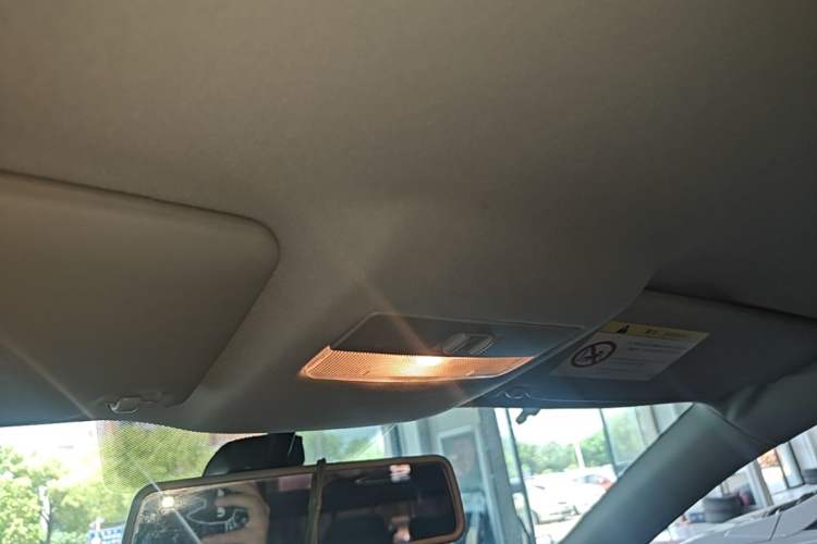 Used Volkswagen Polo 2014 1.6L Automatic Comfort Edition Headliner