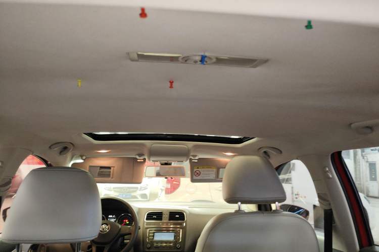 Used Volkswagen Polo 2014 1.6L Automatic Comfort Edition Headliner