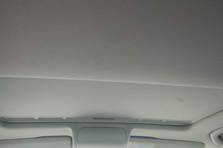 Used Volkswagen Polo 2014 1.6L Automatic Luxury Edition Headliner