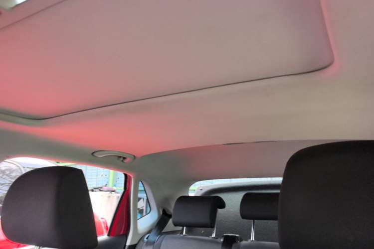 Used Volkswagen Polo 2014 1.6L Automatic Comfort Edition Headliner
